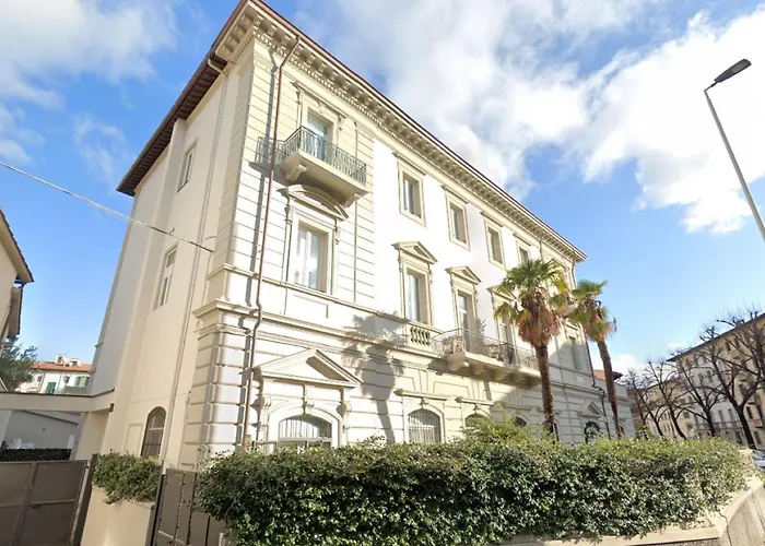 Glamour Toselli Apartment *